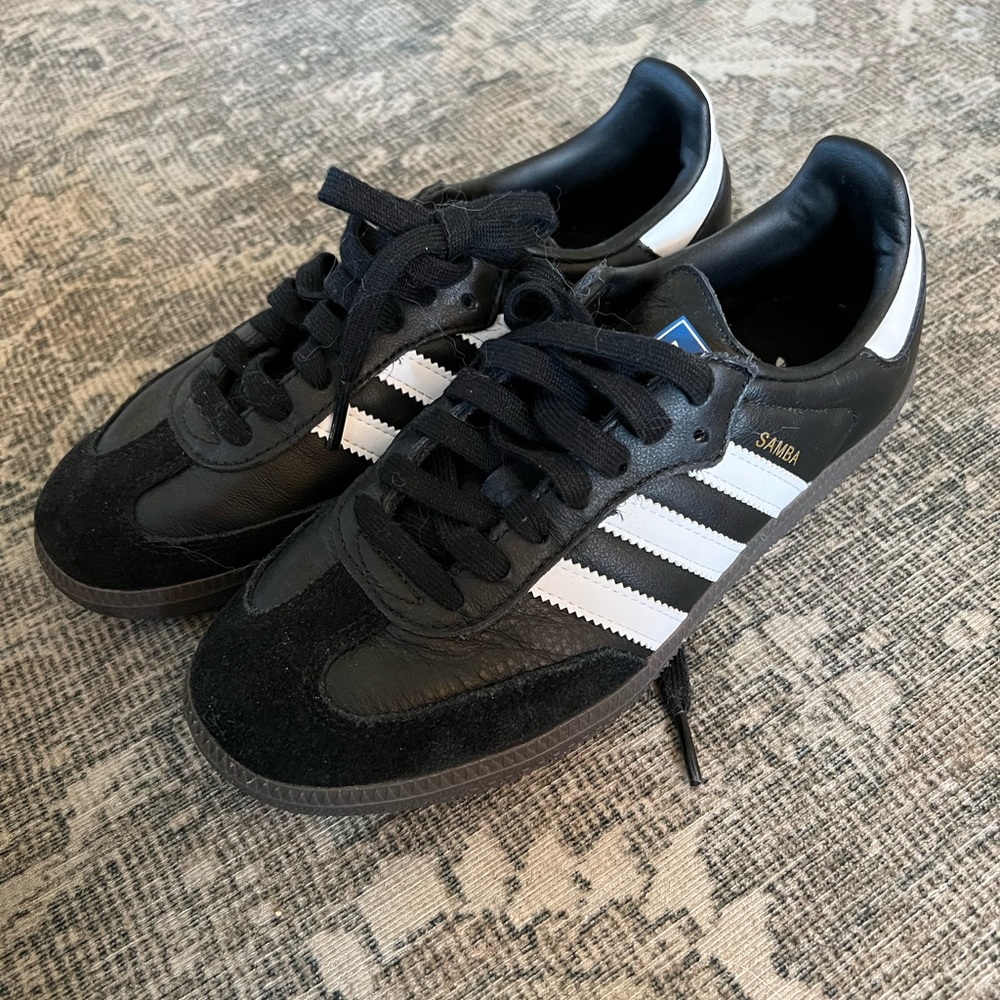 Adidas sambas